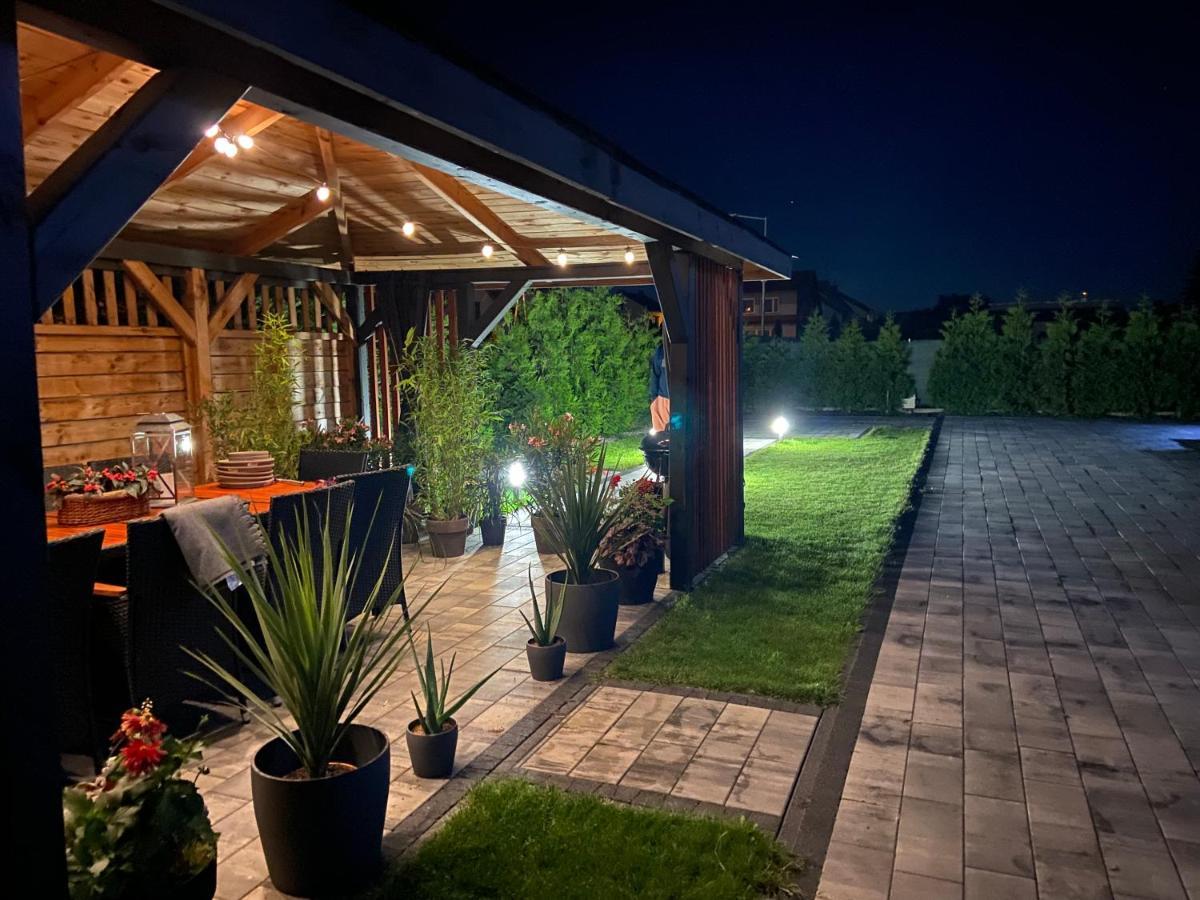 Targowa37 Uniejow Bed and Breakfast Exteriör bild